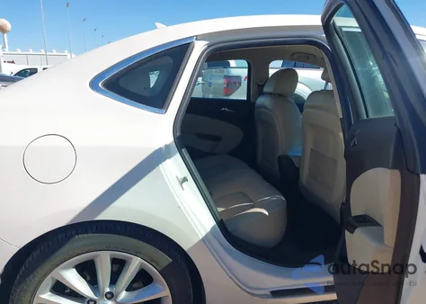 2012 Buick Verano Leather Group из США, поврежденный, VIN 1G4PS5SK5C4142650